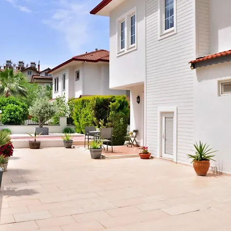 别墅 Londra 费特希耶